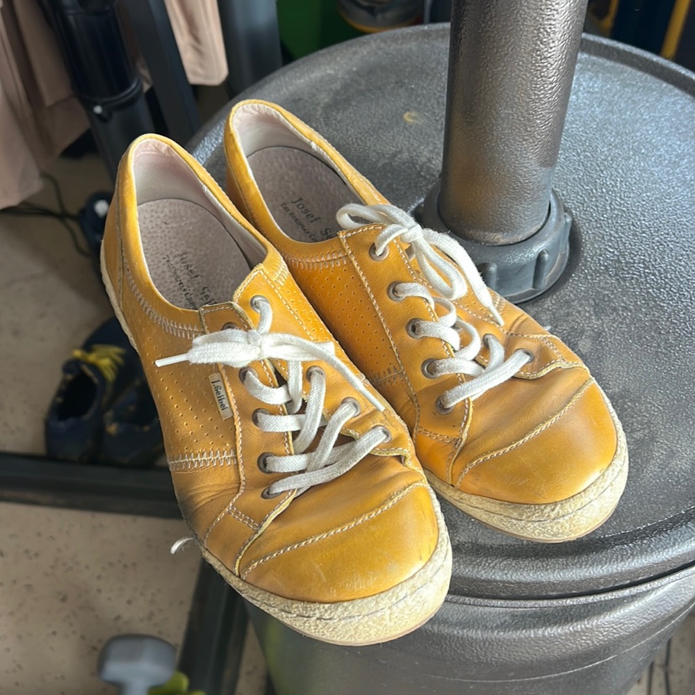 Josef Siebel Leather Yellow Shoes